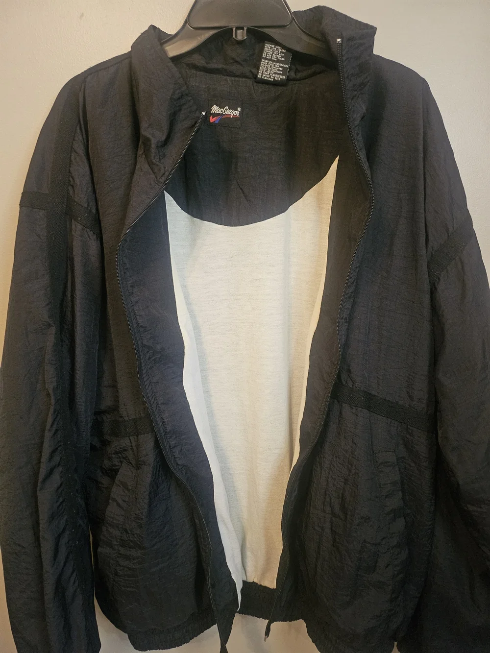 Vintage MacGregor Men's Lightweight Black Windbreaker Jacket